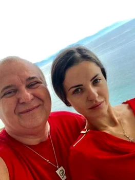 madalina apostol2 png