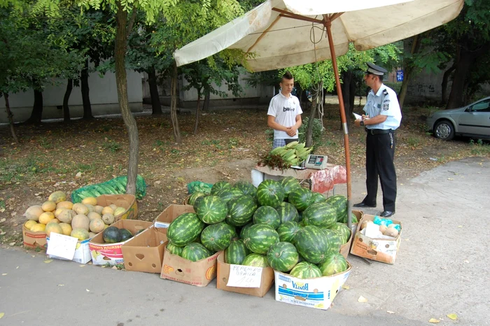 Mulţi comercianţi de ocazie au fost amendaţi. Foto: Poliţia Locală