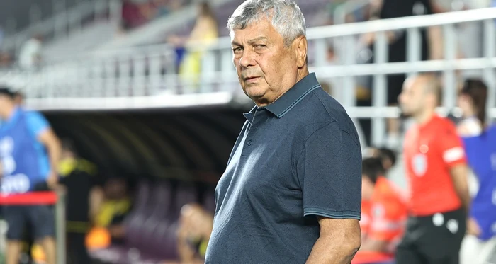 Mircea Lucescu mai ar două zile de analiză până va da răspunsul final. Foto Sportâpictures