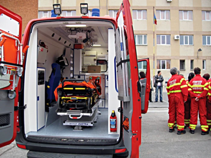 Reşiţa: REGIUNEA PE SCURT / SMURD lovit de criză şi datorii