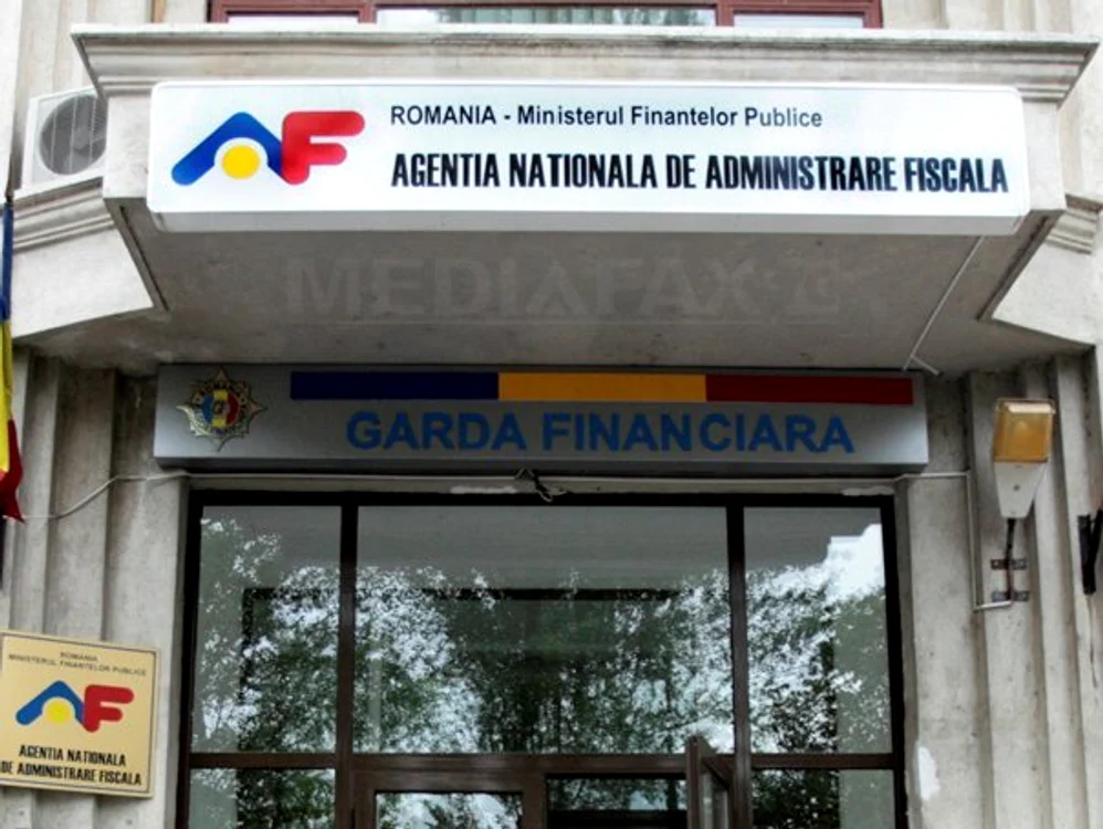
    Nu deschideți mail-ul care arată așa, ca din partea ANAFFOTO: ANAF  