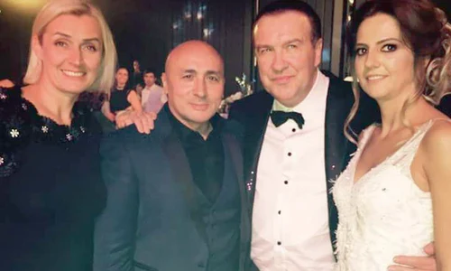 Familia Cotabiţă, alături de Marcel Pavel şi soţia acestuia jpeg