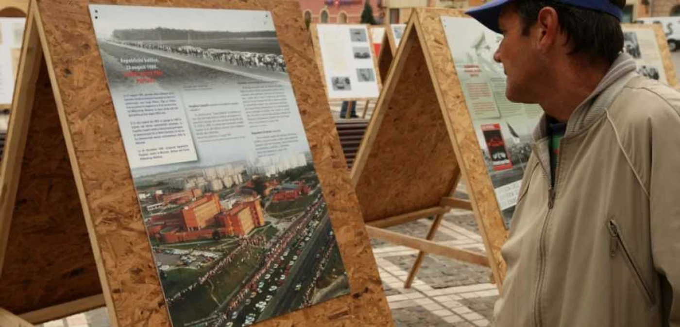Harta mişcărilor anticomuniste, în Piaţa fatului