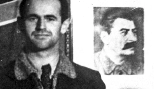 Apostolii lui Stalin Alexandru Moghioroş, câinele de vânătoare din ţarcul Puterii jpeg
