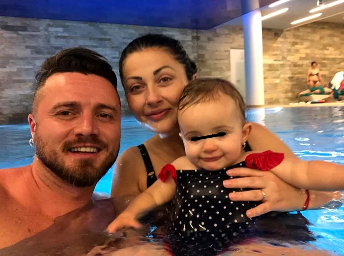 
    S-a aflat sexul copilului pe care Gabriela Cristea îl poartă în pânteceFoto Facebook  