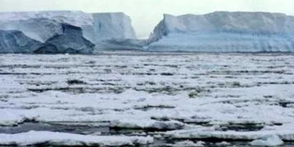 Topirea gheţarilor va declanşa un val de dezastre naturale - revista presei internaţionale