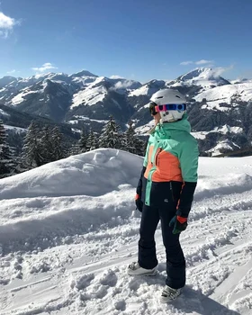 2 sabina iosub vacanta la schi la kitzbuhel austria 1 jpg jpeg