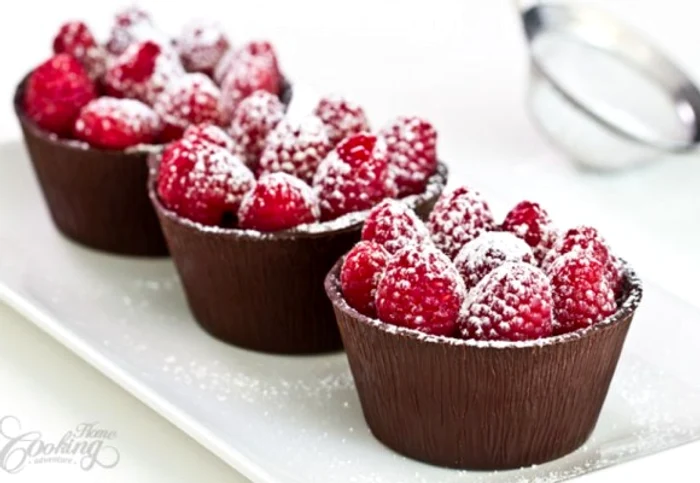 
    Apetisante si delicioase in acelasi timp, afla cum se fac cupele de ciocolataclickpoftabuna.ro  