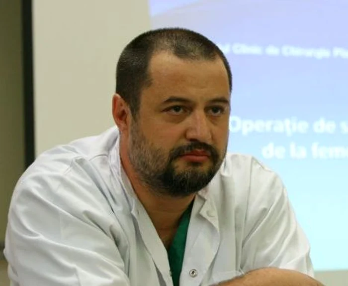 Medicul Vitalie Stan le avertizează pe vedetele cu silicoane că pot apărea complicaţii