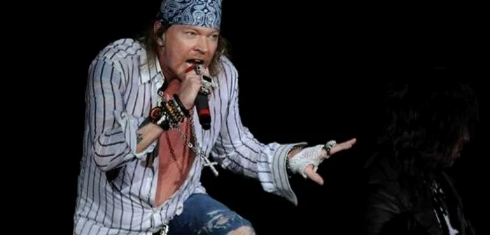 Axl Rose, solistul de la Guns N'Roses 