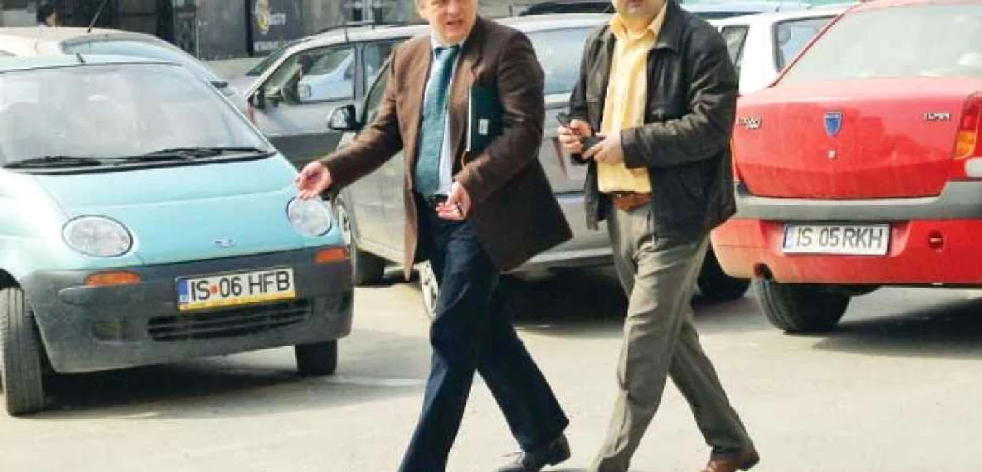 Daniel Corban (dreapta), şef PTF Albiţa 