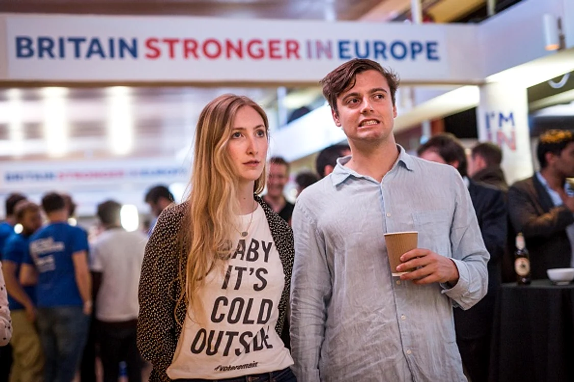 
    Susținătorii campaniei anti-Brexit au rămas șocați în această dimineață la vederea rezultatelorGetty Images  