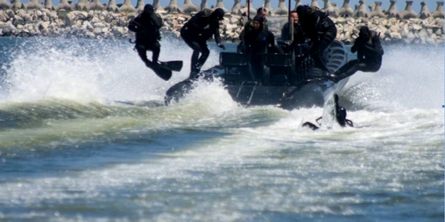 Imagini din timpul exerciţiilor militare. Foto: MApN