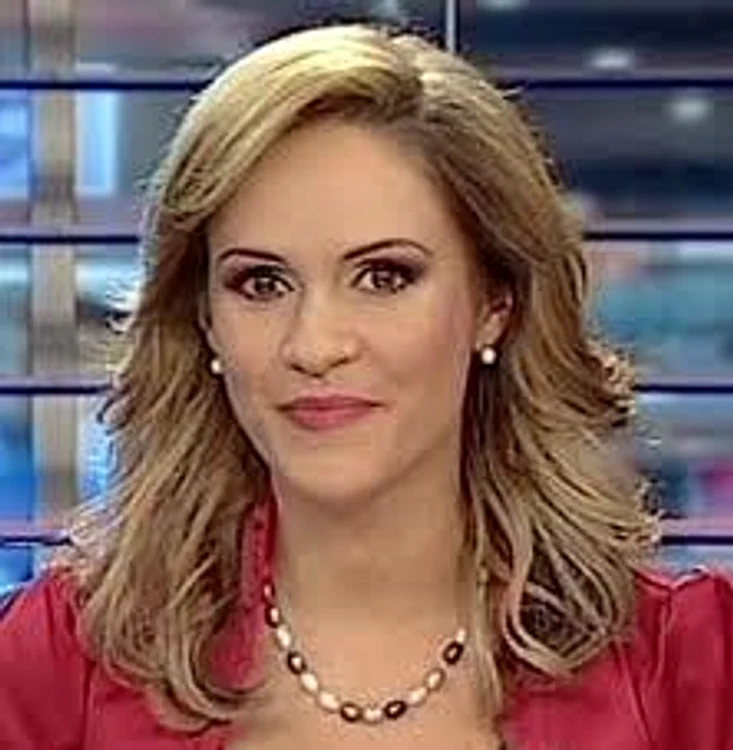 
    Gabi Firea, părăsită de cei mai buni prieteni pe care şi-i făcuse în trustul Intact  