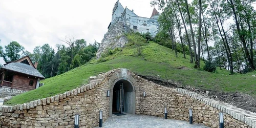 Tunelul Timpului de la Castelul Bran