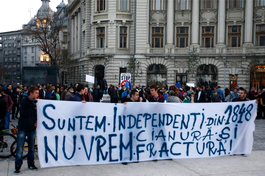 Protestele faţă de exploatarea minieră de la Roşia Montană au continuat FOTO Eduard Enea