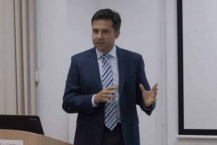 România, între un tsunami economic și o simplă zgâlțâială. Avertismentul unui economist de la UBB