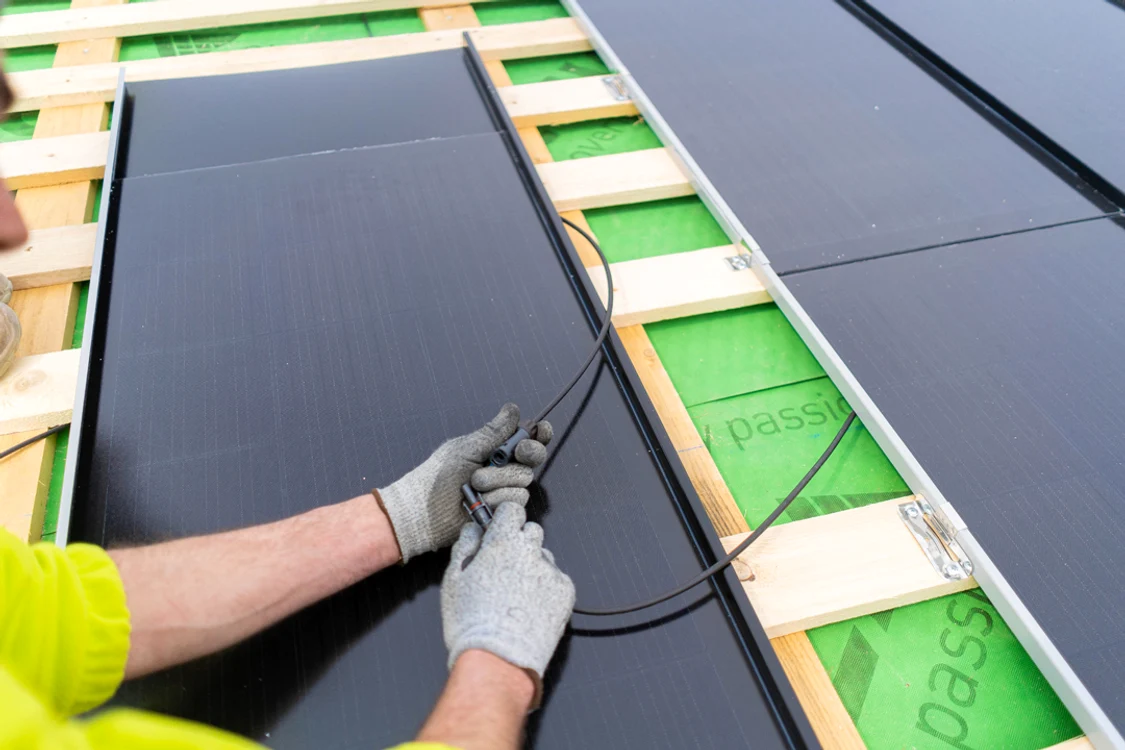 Falt Solar Metigla 1 jpg