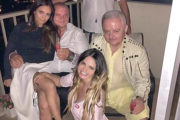 La primul chef în SUA, Irinel s-a hârjonit cu miniona din faţa lui, însă în cele din urmă a încheiat seara cu bruneta din braţele lui Rădoi