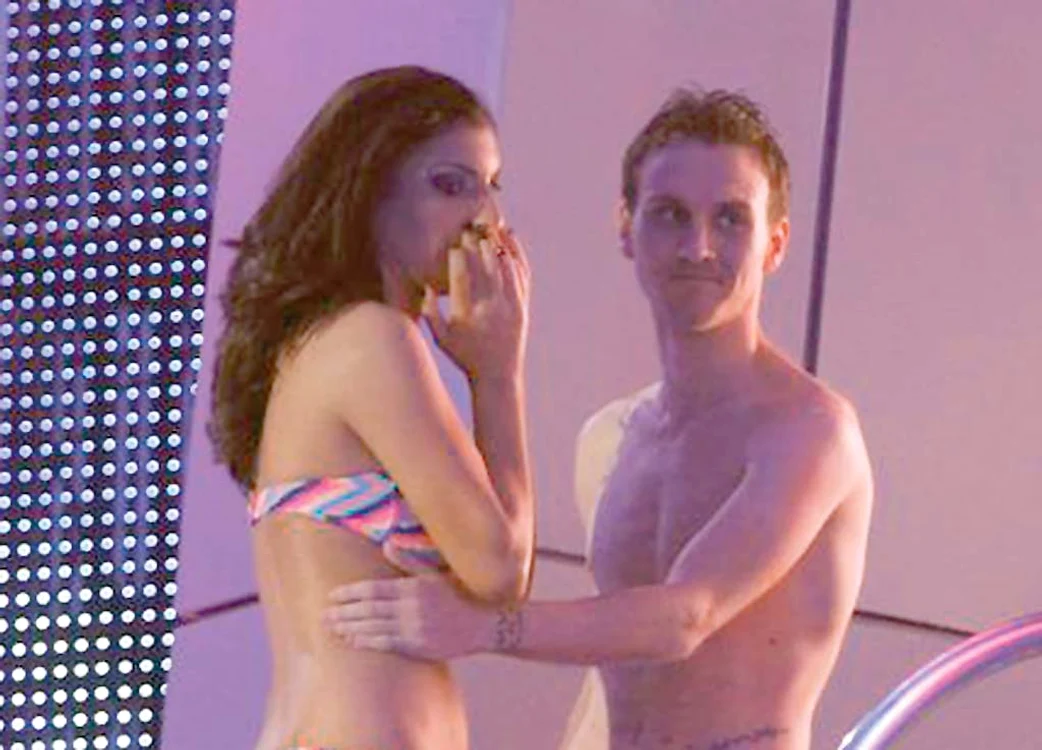 Mitea şi iubita lui, la emisiunea „Splash! Vedete la apă!”