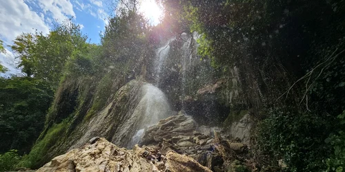 Cascada Clocota din Geoagiu Băi Foto Daniel Guță (31) jpg