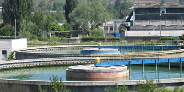Neamţ: Pietrenii rămân fără apă timp de 17 ore