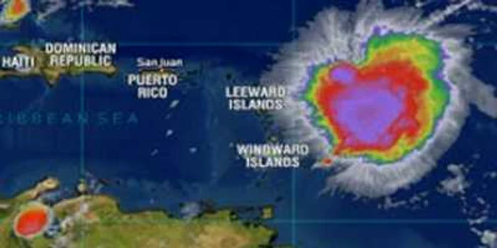 Furtuna tropicală Erika, lângă Insulele Leeward, se deplasează spre vest (CNN)