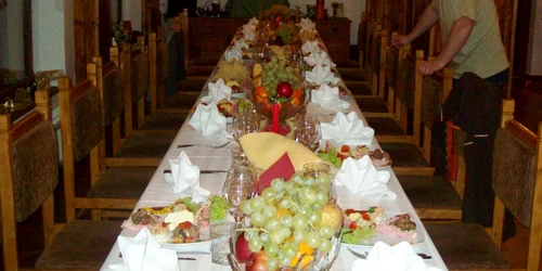 Pensiunile îşi aşteaptă turiştii