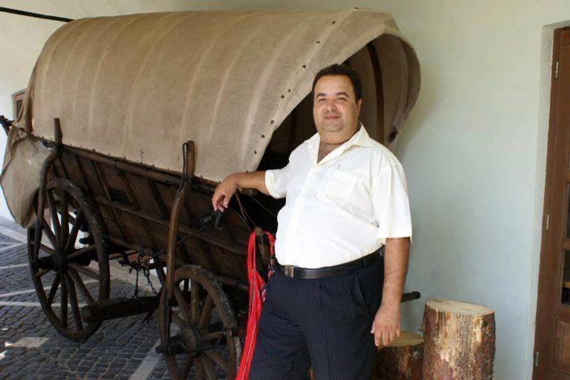 
    Regele Dorin Cioabă Foto Arhivă Personală  