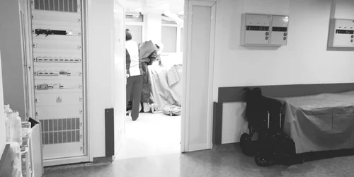 sala operatii andrei aron jpg