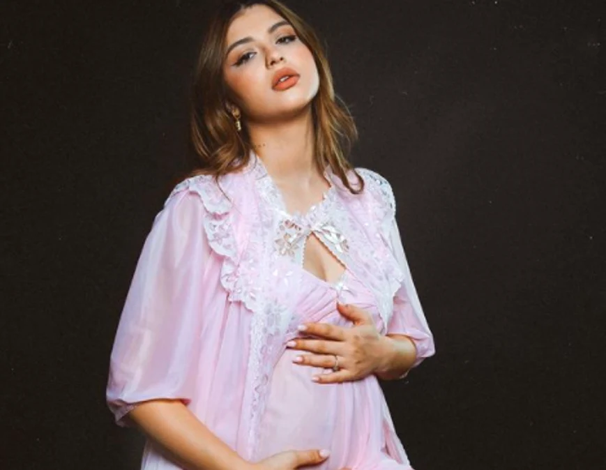 Irina Deaconescu, primele imagini cu fetița nou-născută Foto: Instagram