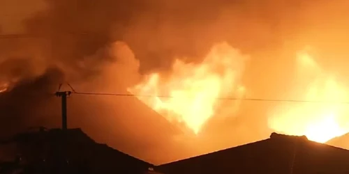japonia incendiu foto captura video youtube AP png