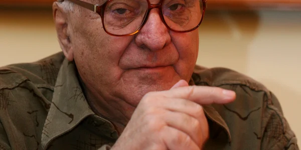 Emanuel Valeriu