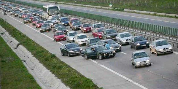 Austostrada Soarelui, blocată pe 10 km