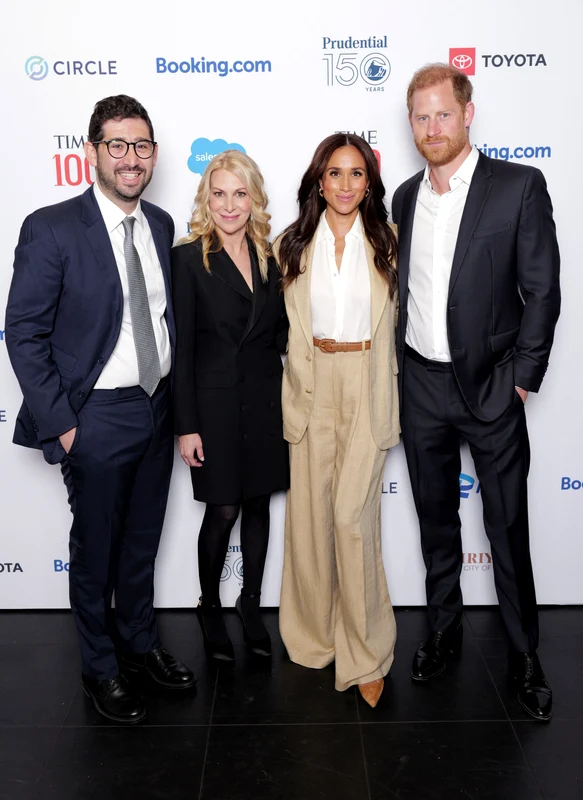 Meghan Markle și Prințul Harry, alături de alți doi invitați la eveniment