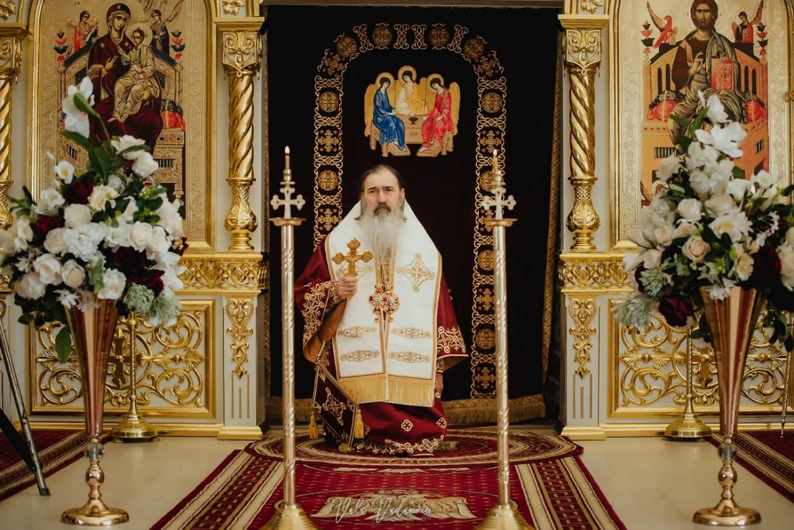 Cărţile au fost tipărite la solicitarea IPS Teodosie FOTO Arhiepiscopia Tomisului