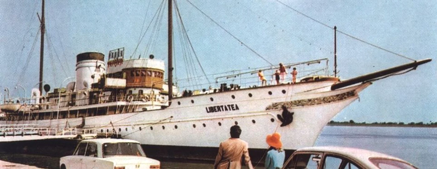 Vasul Libertatea, pe Faleza din Galați FOTO: Arhivă, Biblioteca V. A Urechia