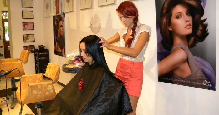 Ionela Dobre este un hairstylist talentat și perfecționist
