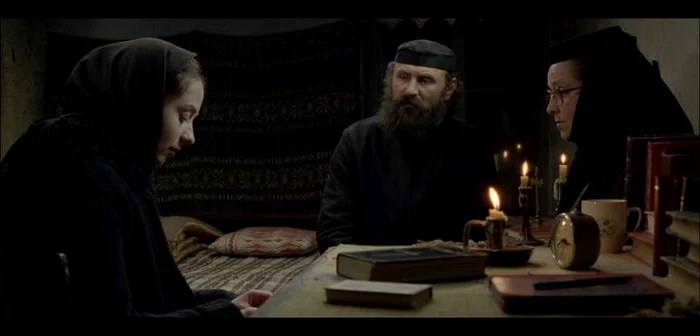 Cosmina Stratan, Valeriu Andriuţă şi Dana Tapalagă, în "După dealuri". Foto: Mobra Films