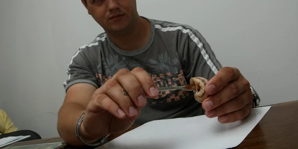 Aperitivele cu melci au băgat sâmbătă trei ieşeni în spital