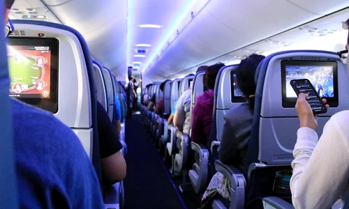 pasageri avion foto pixabay