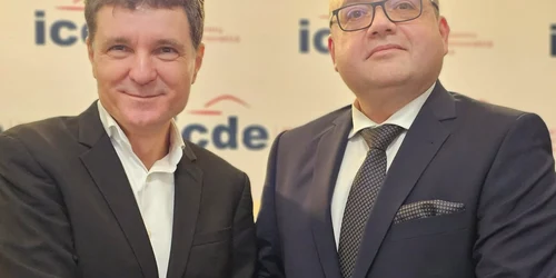 Nicușor Dan și Valentin Naumescu FOTO FB valentin Naumescu jpg