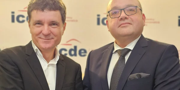 Nicușor Dan și Valentin Naumescu FOTO FB valentin Naumescu jpg