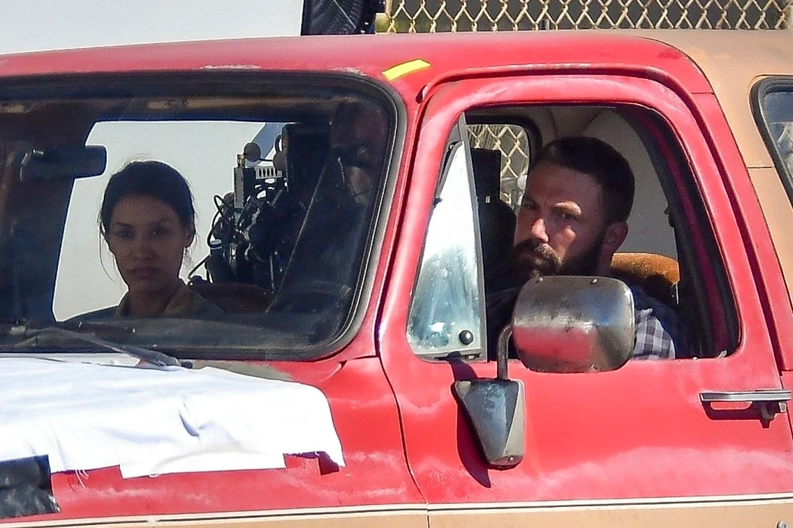 3 janina gavankar ben affleck profimedia 0393543851 jpg jpeg