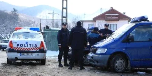 Poliţiştii i-au prins pe criminali imediat după comiterea faptei Foto: arhivă