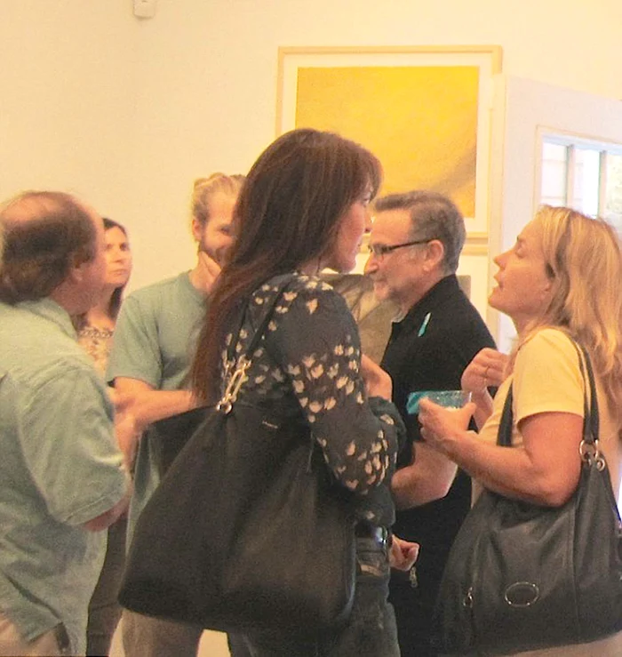 Fotografia făcută cu o zi înainte de sinucidere l-a surprins pe actor cu privirea pierdută şi chipul răvăşit, resemnat că moartea îl pândeşte