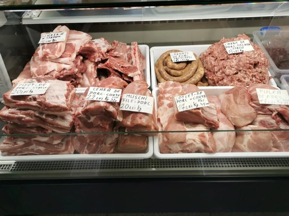 
    Toate s-au scumpit în magazine, de la  zahăr și ulei, până la carne și legume  