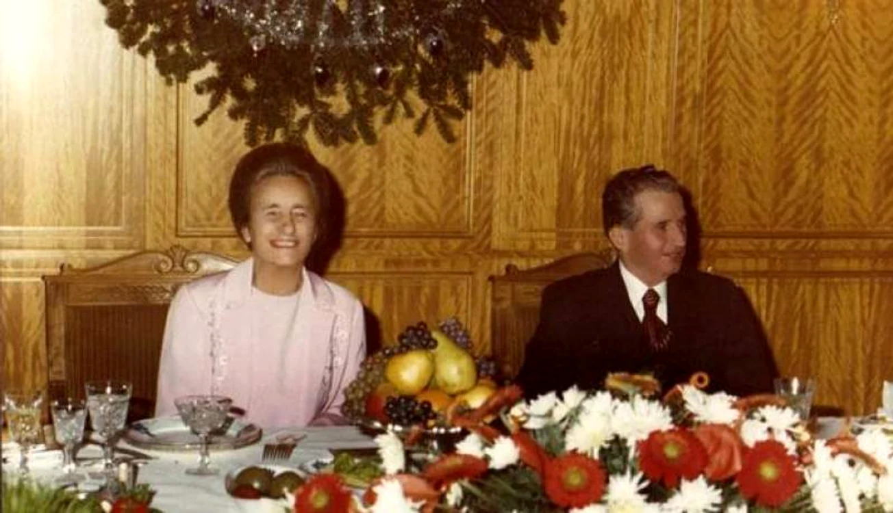 
    Elena şi Nicolae Ceauşescu n-aveau bani la CEC, aveau însă copiii, cei mai mulţi Zoia CeauşescuFOTO: historia.ro  