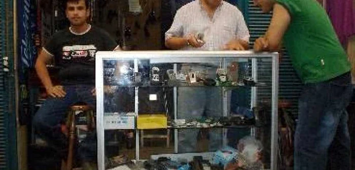 Centrele de reparaţii primesc anual trei milioane de mobile