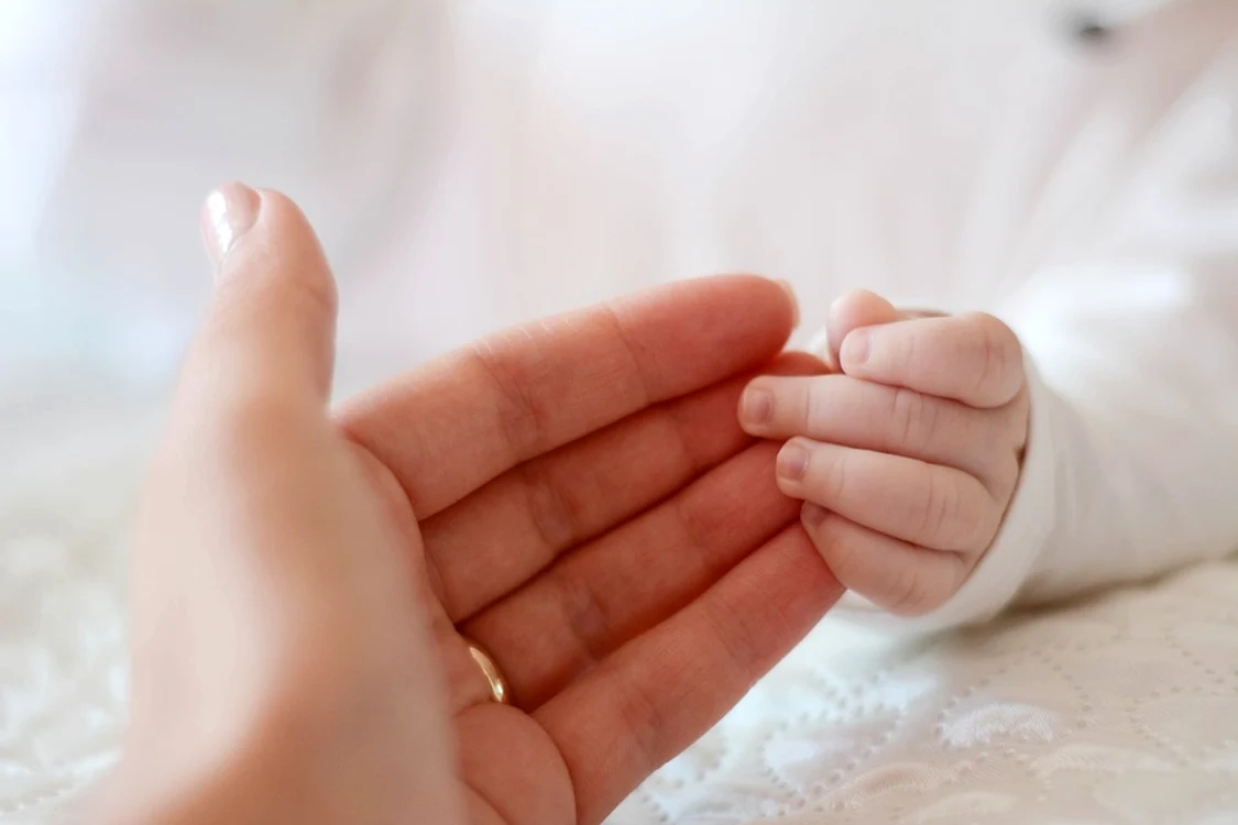 1 mother and child 2087679 960 720 jpg jpeg